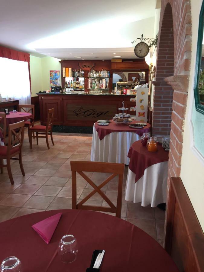 Albergo "Da Gigi" Celano Exteriör bild